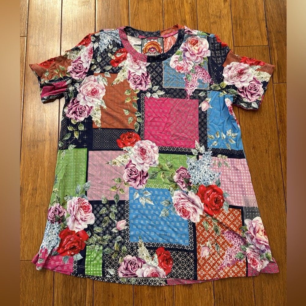 Johnny Was long shirt size M